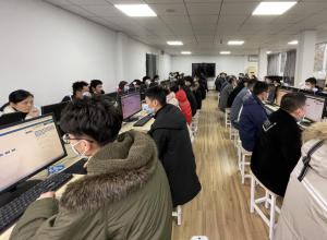 �����˴�Ա�����֤�ϸ�